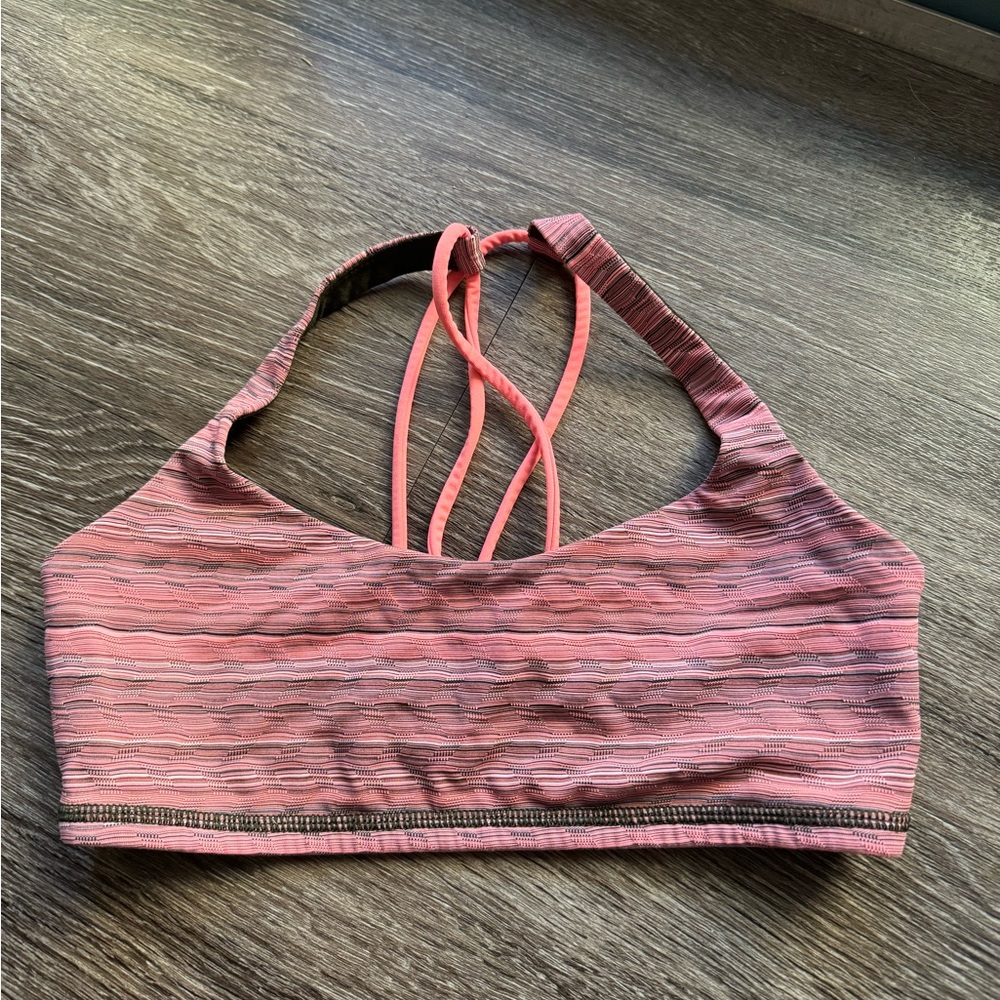 Lululemon sports bra